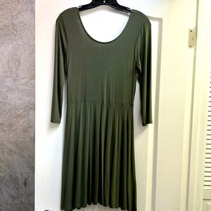Women’s Green Dress